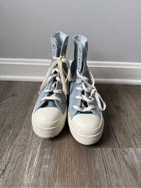 Converse Chuck 70 De Luxe Heels Hi Platform Sneakers Light Blue Women's Size 6